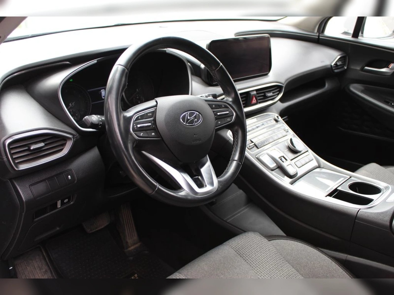 Hyundai SANTA FE TM 2.5 AUT 2022 - Imagen 9 de 11