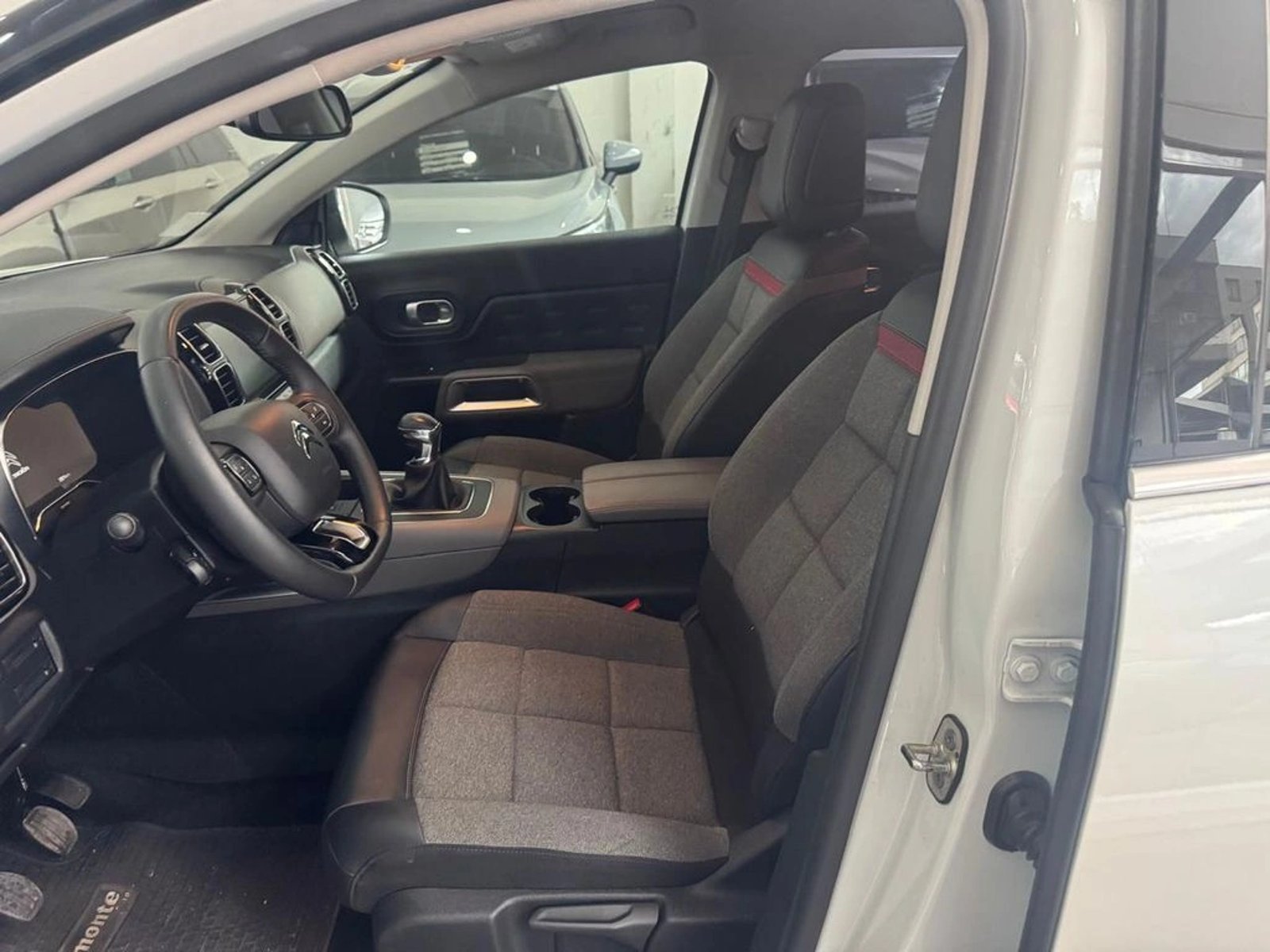 CITROEN C5 AIRCROSS Live 2022 - Imagen 10 de 17