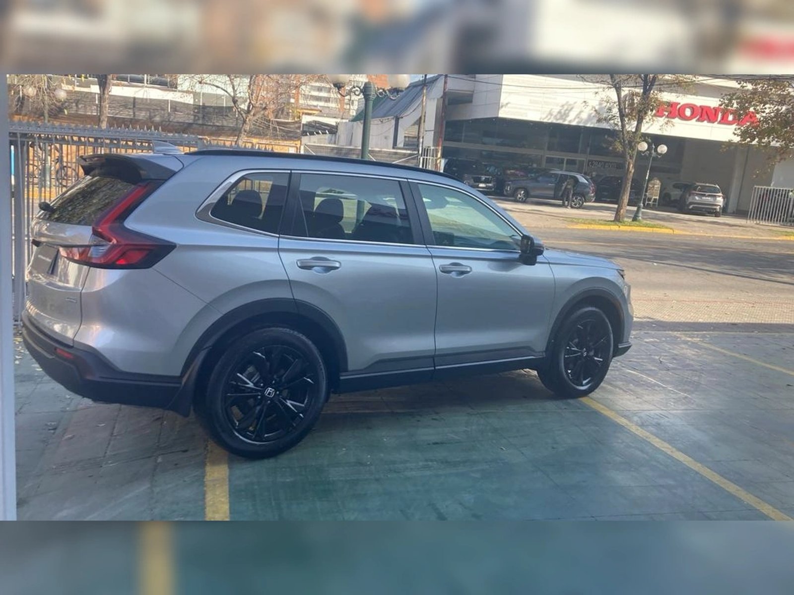 Honda CR-V TOURING 1.5 Aut. 4X4 2026 - Foto 2 de 11