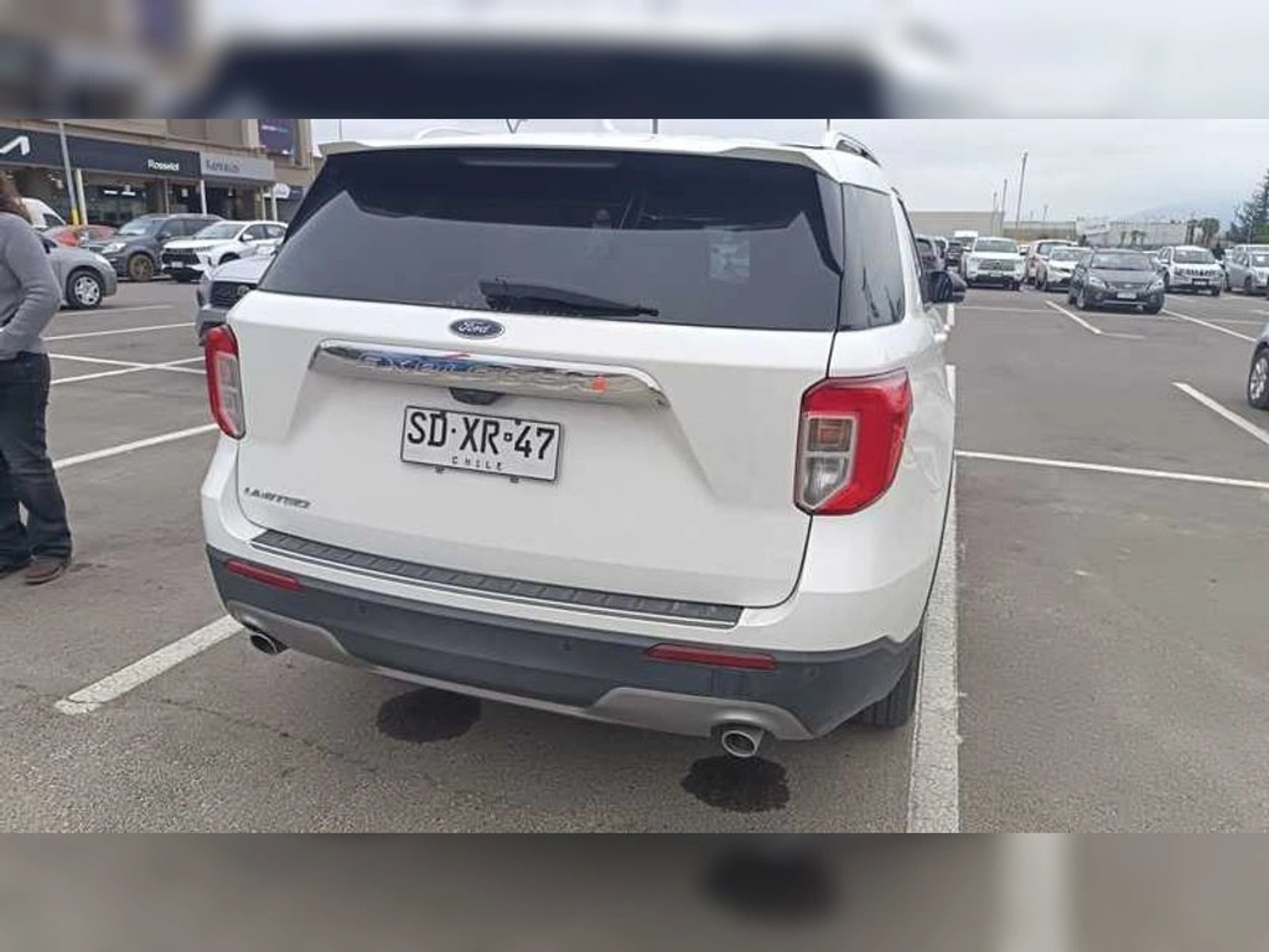 Ford EXPLORER 2.3 AT 2023 - Foto 3 de 5