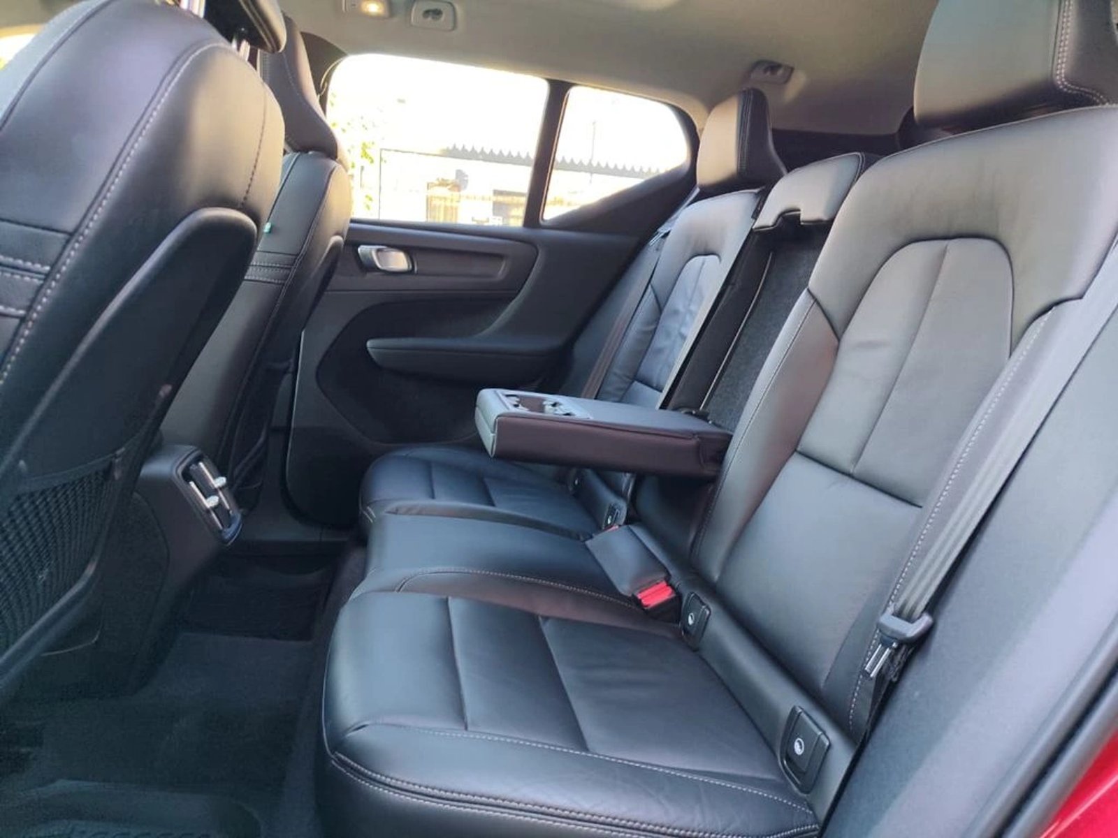 Volvo XC40 B4 ULTIMATE 2.0 AUT 2023 - Imagen 19 de 19