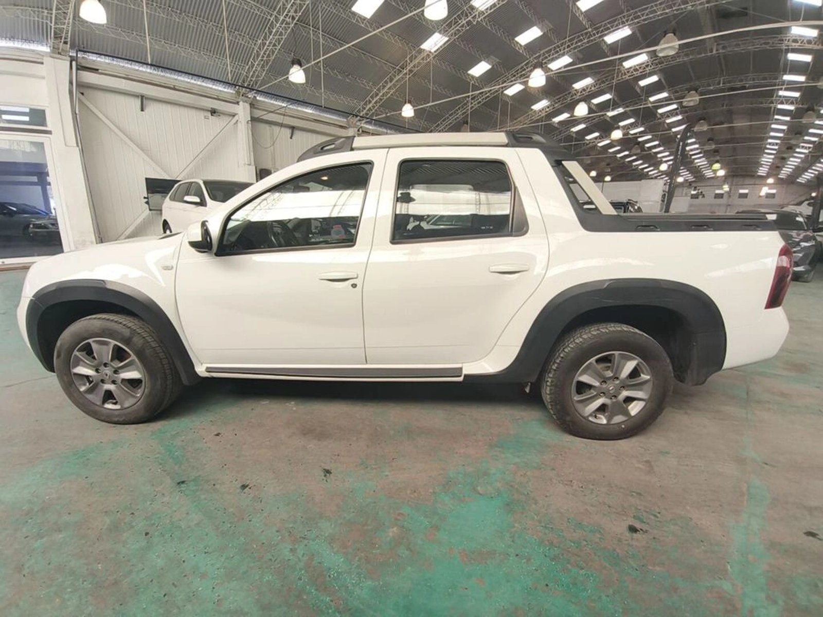 RENAULT Oroch ZEN 2022 - Imagen 8 de 19