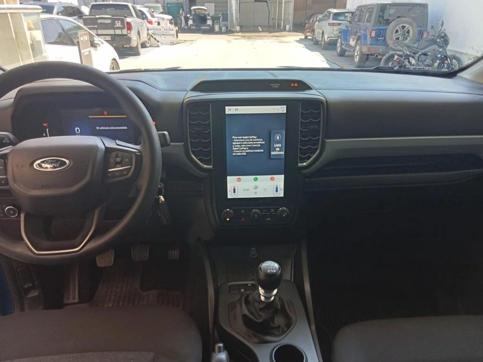 FORD RANGER XLS 4x2 2.0L MT 2025 - Imagen 11 de 20