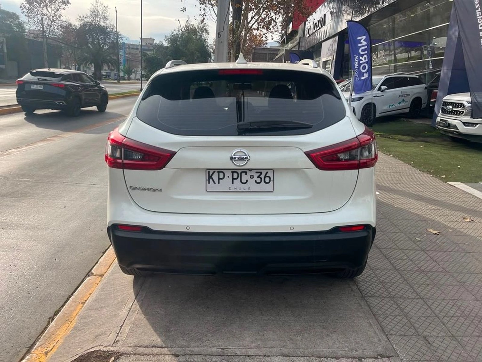 Nissan QASHQAI SENSE 2.0 2018 - Foto 5 de 15