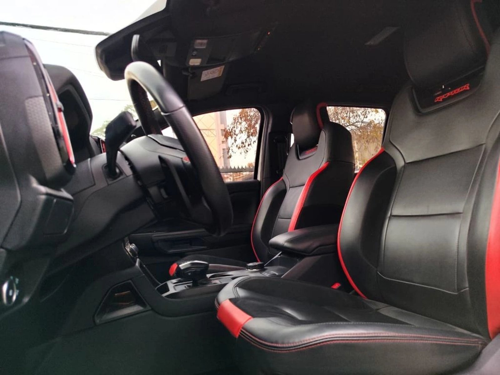Ford RANGER Raptor 3.0 4WD 2025 - Imagen 13 de 20