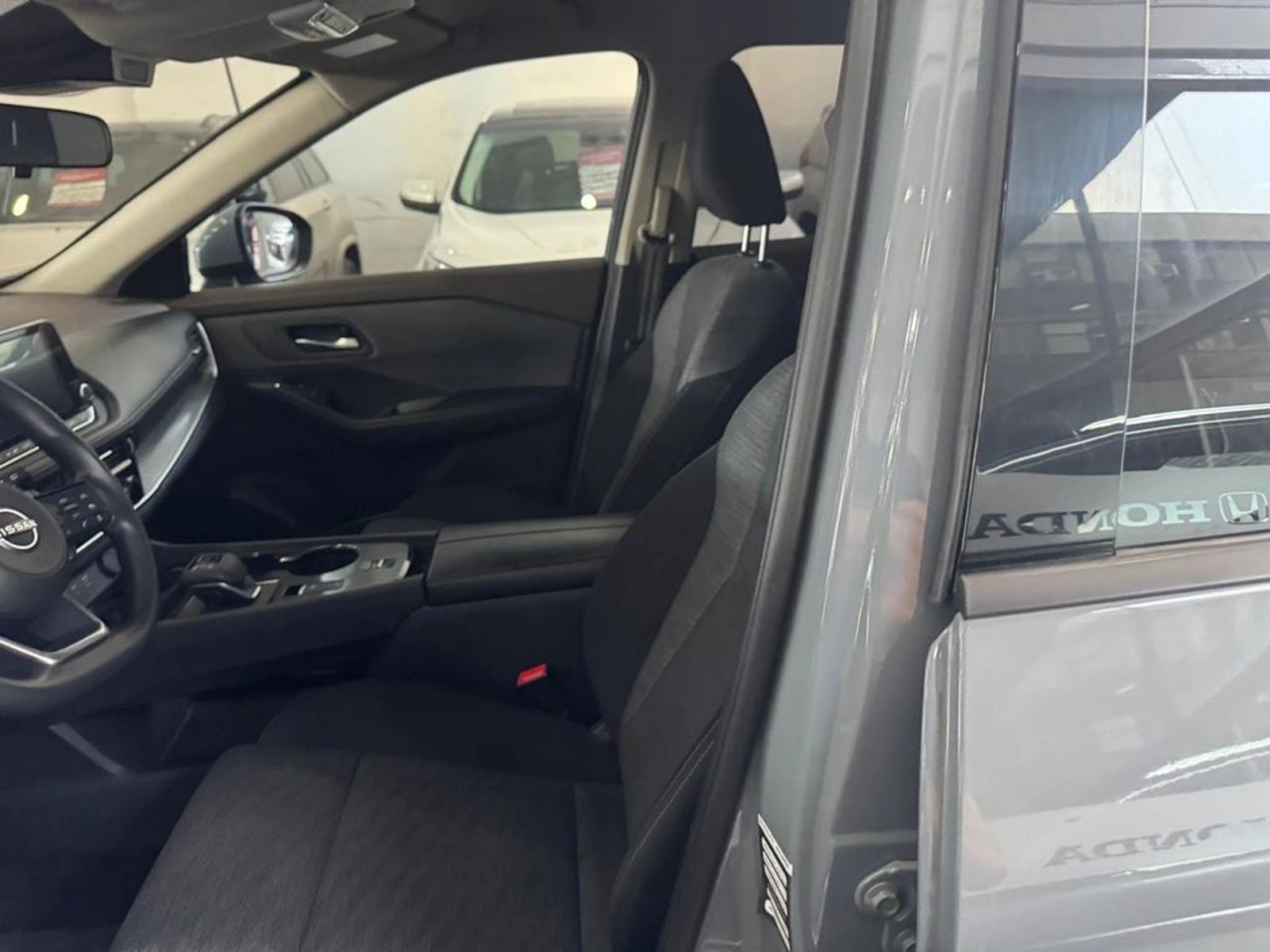 NISSAN X-TRAIL 4X2 2.5 AUT 2025 - Imagen 10 de 17