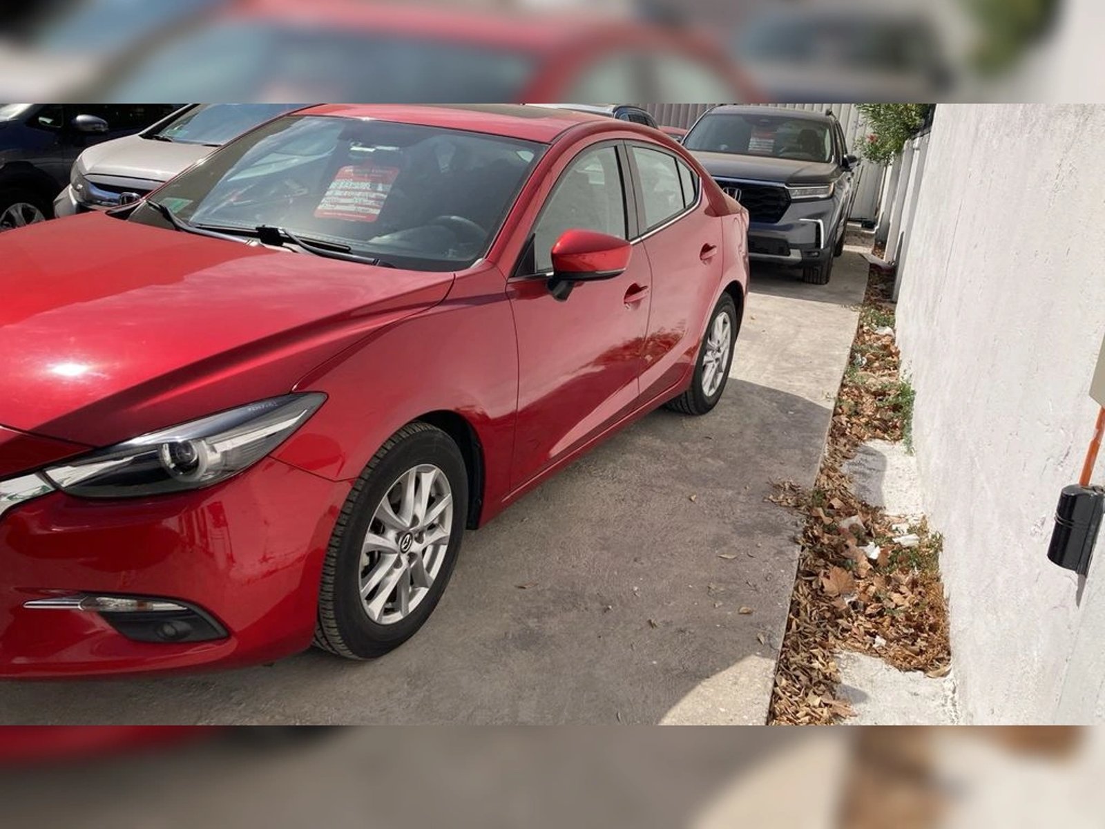 MAZDA 3 SEDAN SPORT V 2018 - Imagen 4 de 13