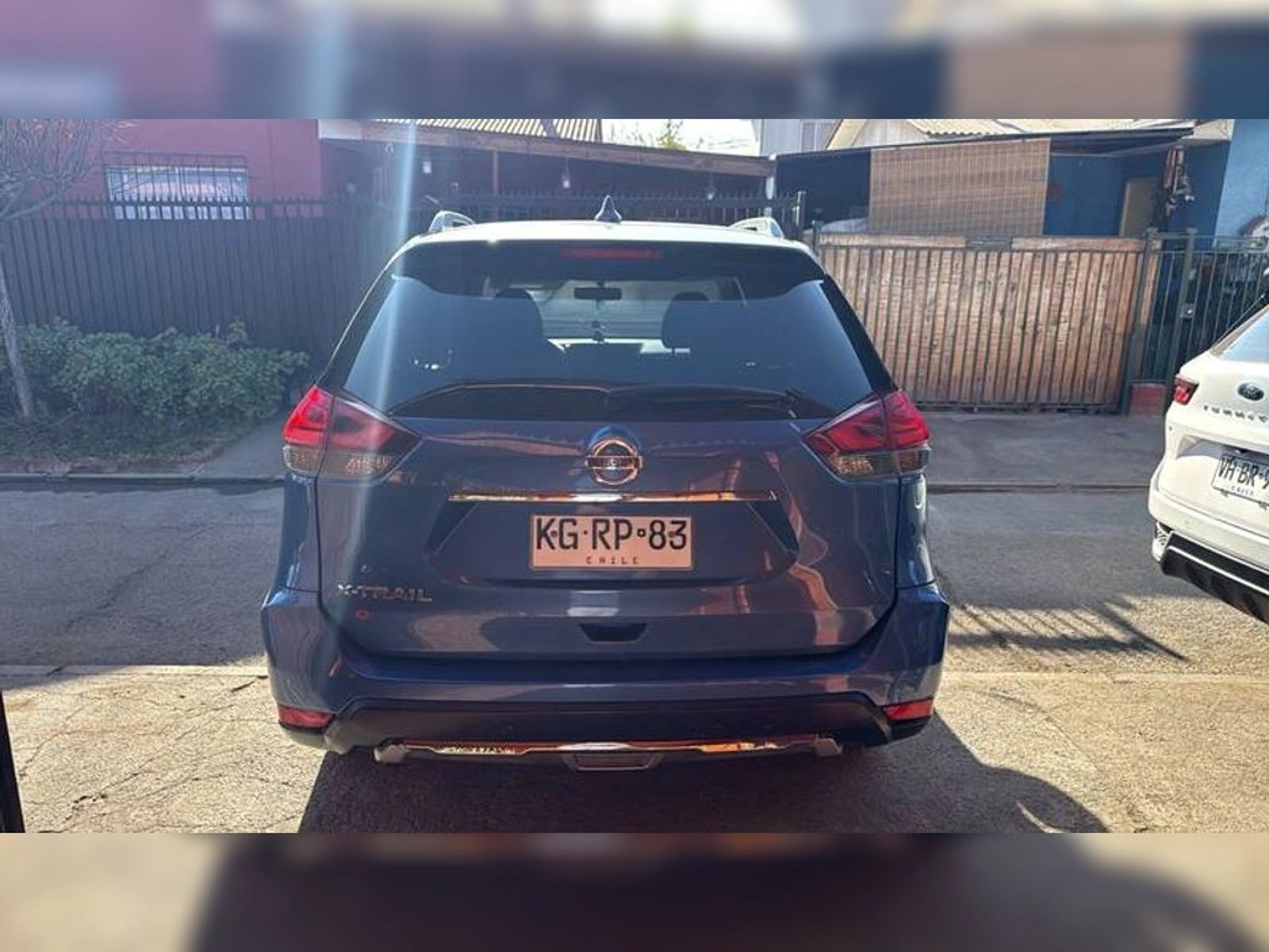 Nissan X-TRAIL 2.5 SENSE CVT 2018 - Imagen 4 de 5