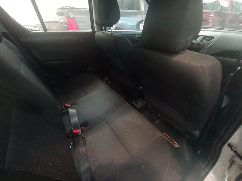 Suzuki SWIFT GA 2018 - Imagen 12 de 14