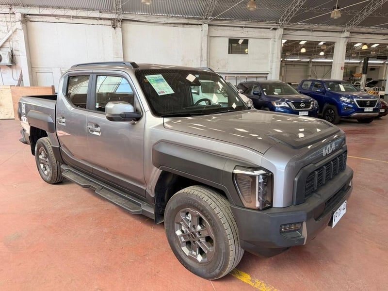 Kia TASMAN EX 2.2T DSL 8AT 4X4 FULL (2442) 2026 - Imagen 8 de 12