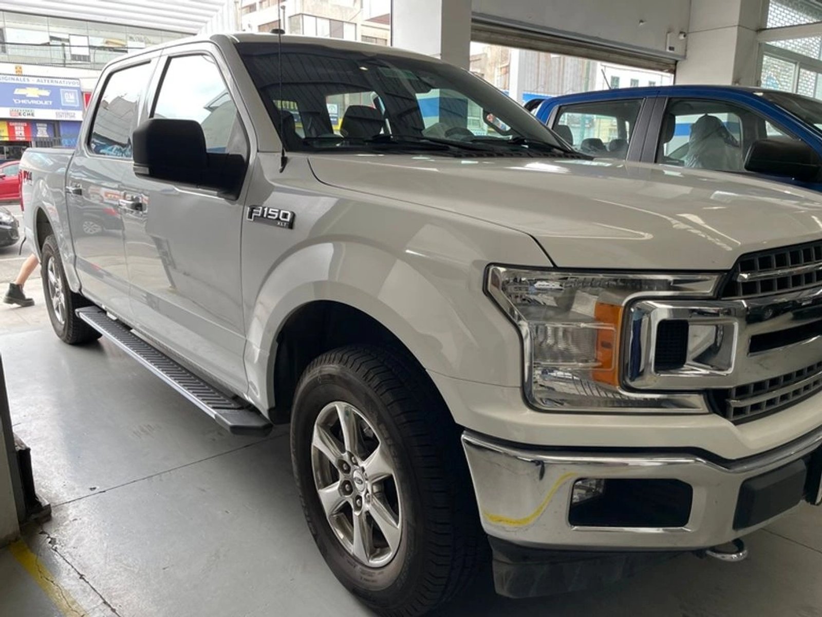 Ford F-150 XLT 4X4 5.0 AUT 2018 - Foto 5 de 6