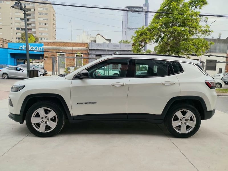 Jeep COMPASS SPORT 1.3 AT 4x2 2023 - Imagen 7 de 18