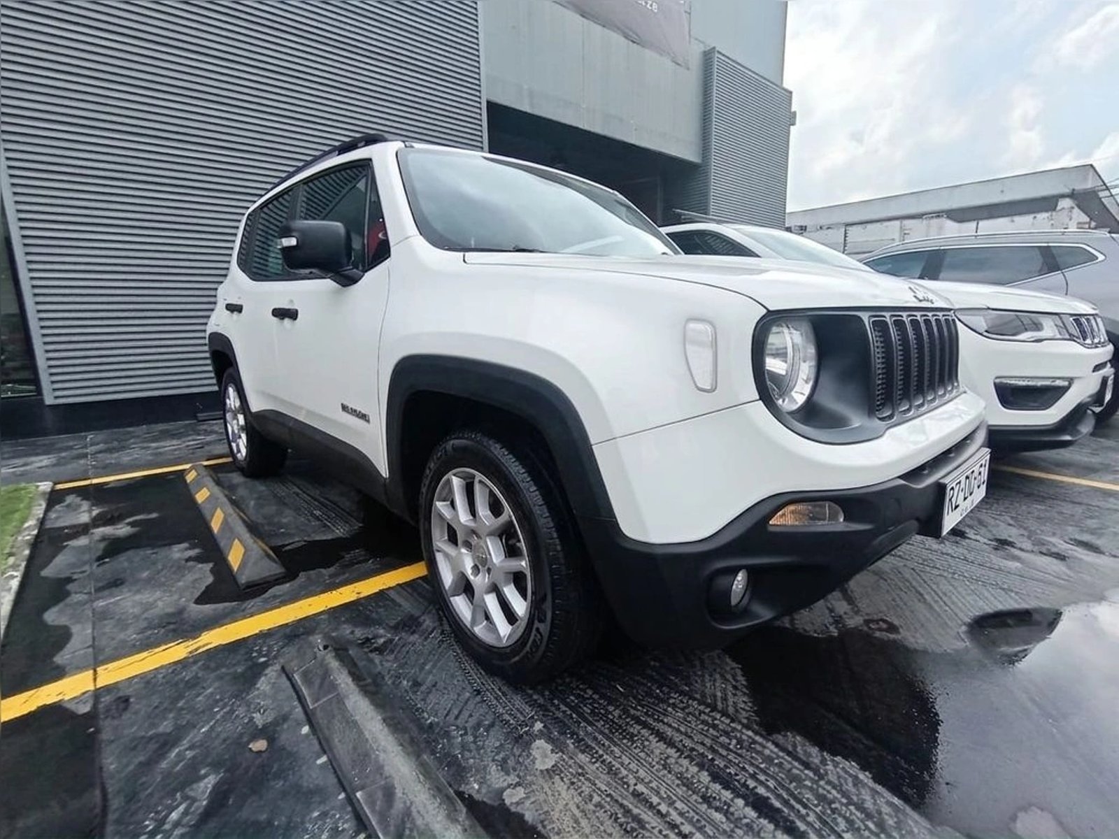 Jeep RENEGADE SPORT LX 2022 - Imagen 3 de 12