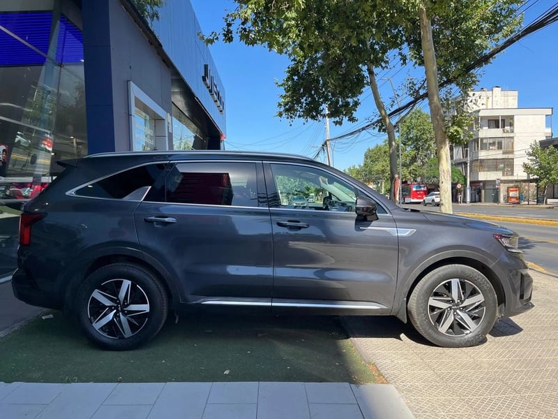 Kia SORENTO 2.5 EX GSL 2WD AT6 5P 2022 - Imagen 7 de 18