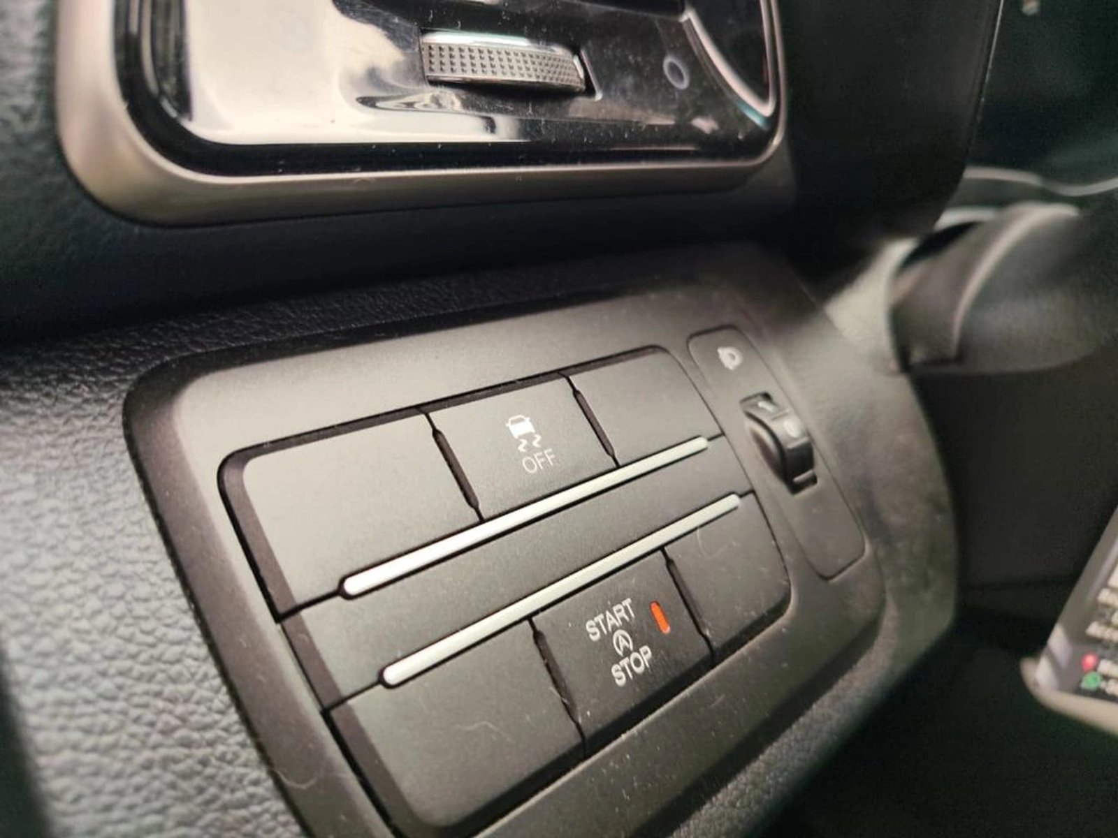 Mahindra XUV 300 1.2 2025 - Imagen 14 de 15