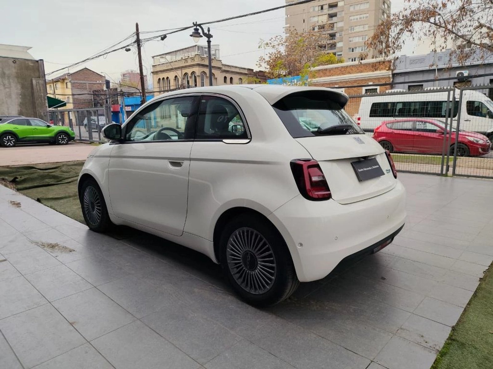 Fiat 500 E 2025 - Imagen 8 de 17