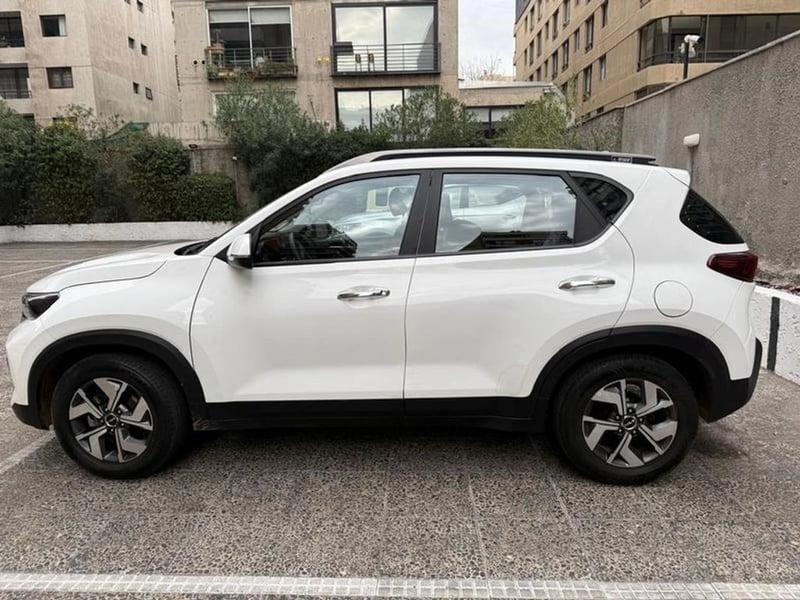 Kia SONET EX 1.5 2023 - Imagen 3 de 5