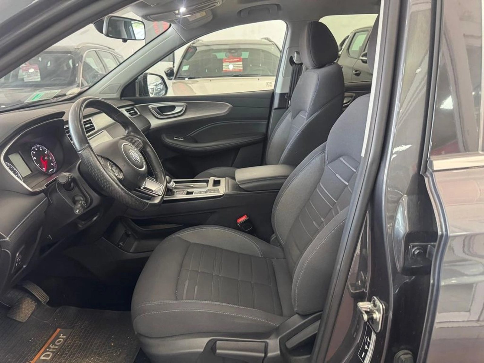 MG RX5 Com 2024 - Imagen 8 de 17