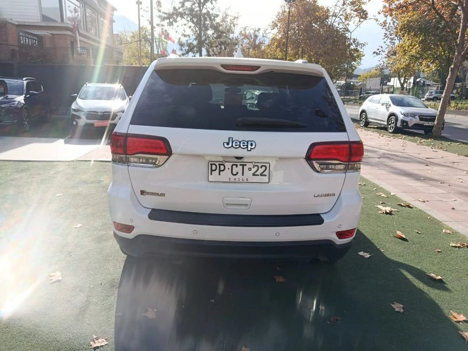 JEEP GRAND CHEROKEE Laredo 4X2 3.6L 2021 - Imagen 5 de 18