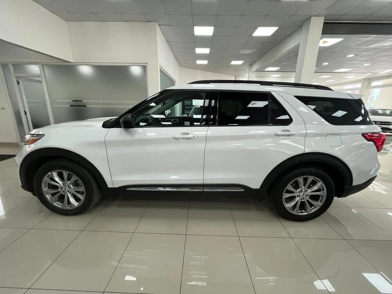 Ford EXPLORER 2.3 XLT ECOBOOST 4X2 AT 5P 2021 - Imagen 3 de 9