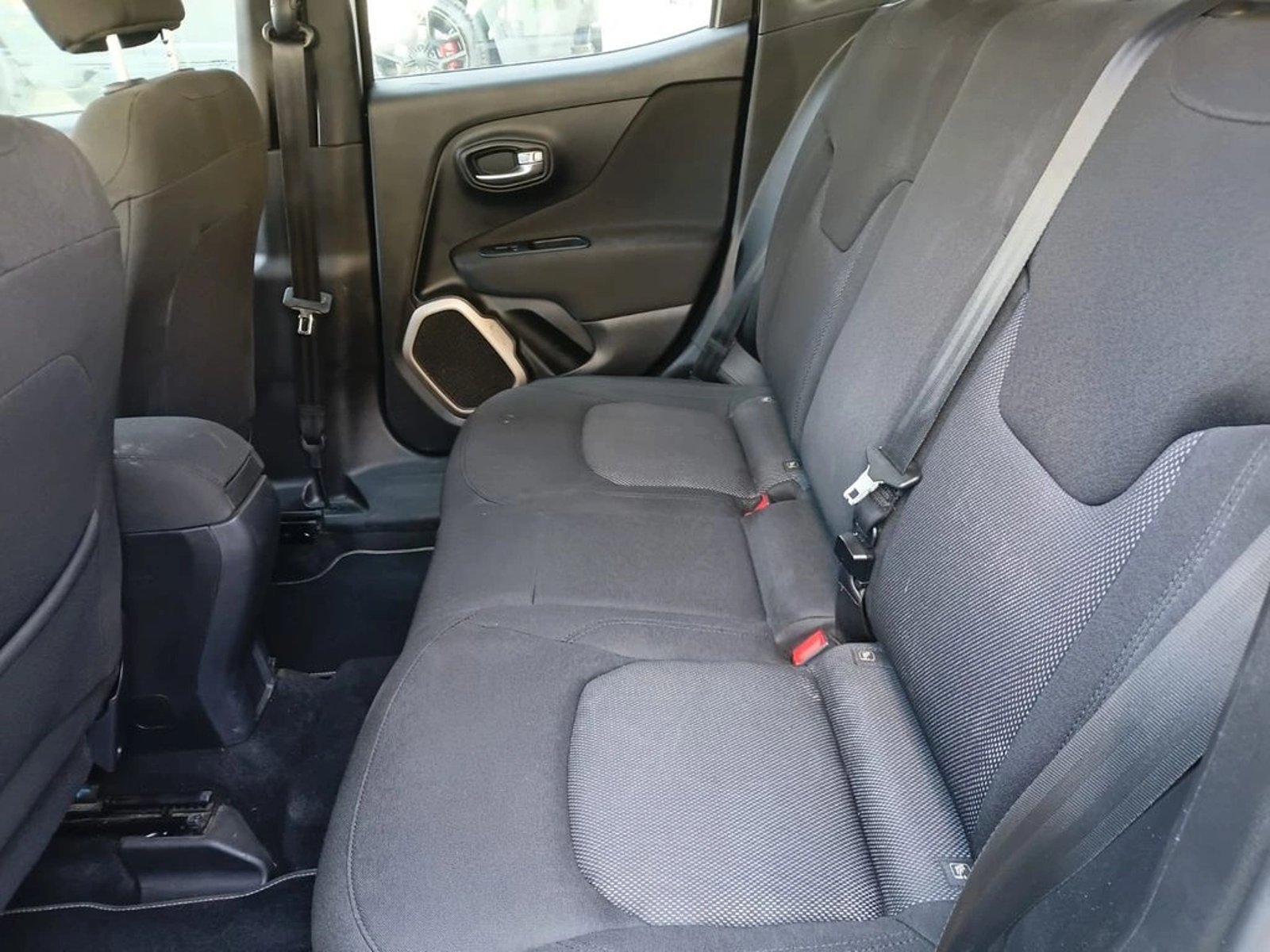 JEEP RENEGADE LX SPORT 1.7 2018 - Imagen 16 de 20