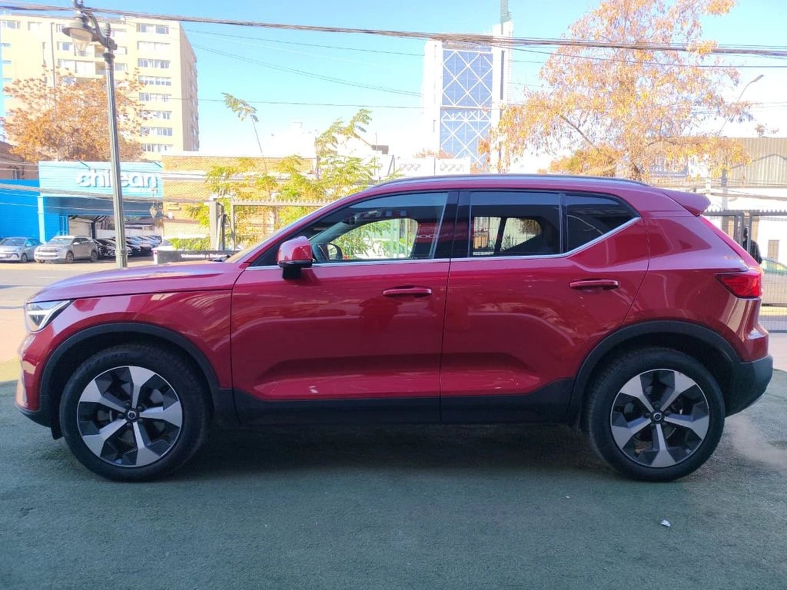 Volvo XC40 B4 ULTIMATE 2.0 AUT 2023 - Imagen 8 de 19