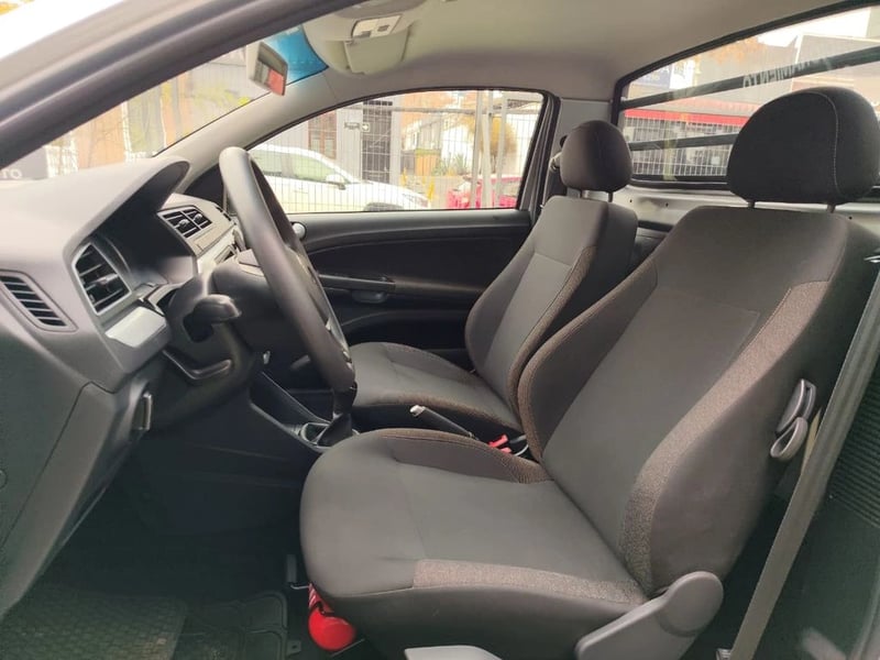 Volkswagen SAVEIRO Cabina Simple 1.6L MT 2025 - Imagen 10 de 15