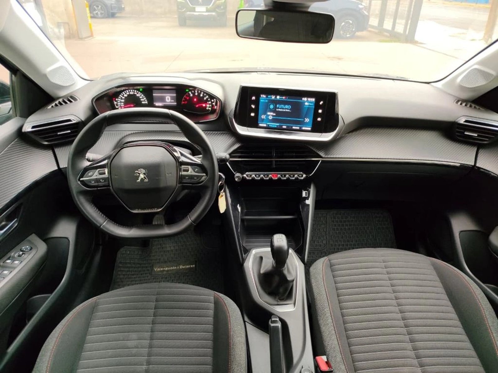 Peugeot 208 Active Pack Puretech 75 MT5 2022 - Imagen 11 de 15