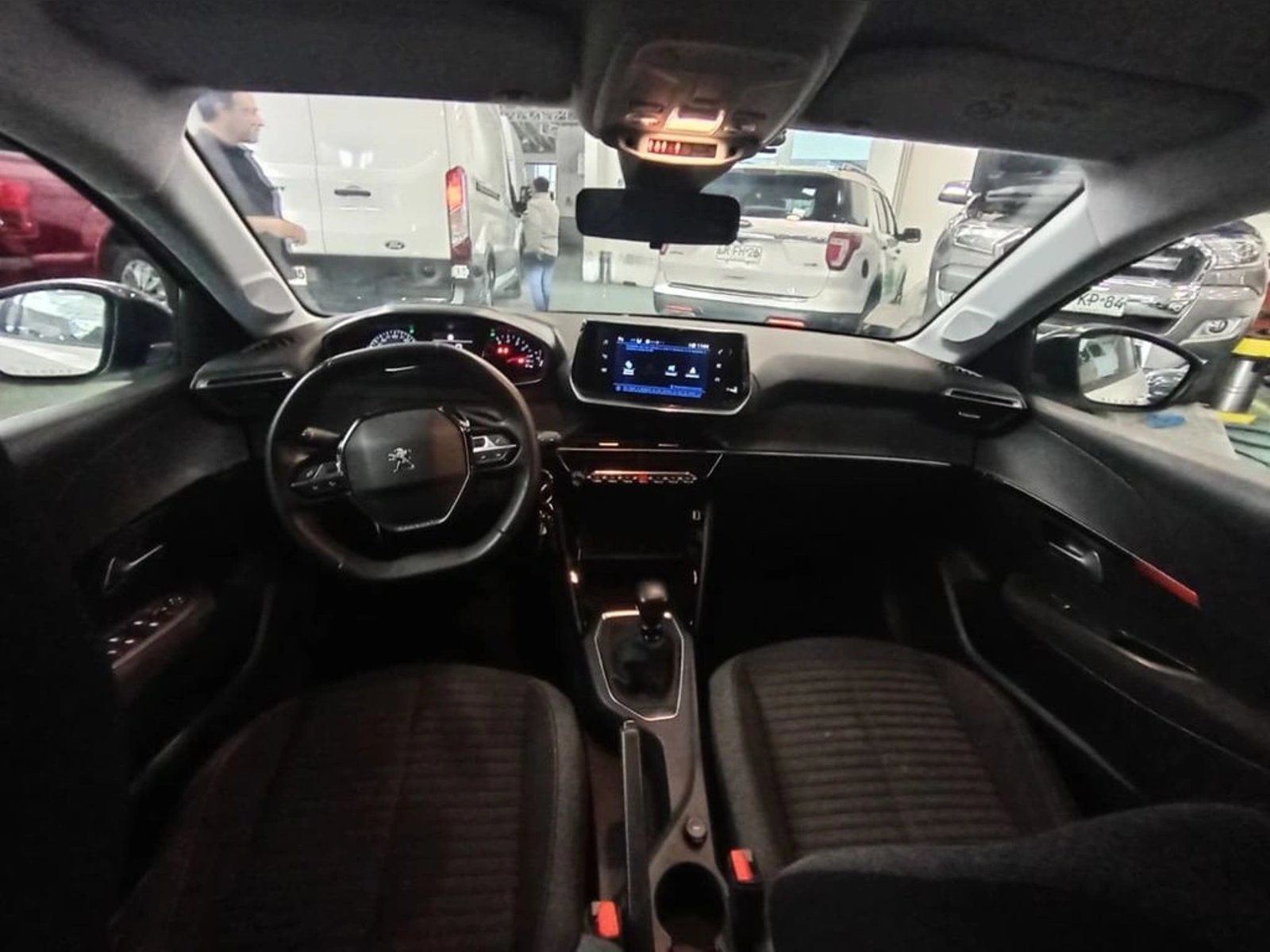 Peugeot 208 Active Pack BlueHDi 100 2023 - Imagen 12 de 14