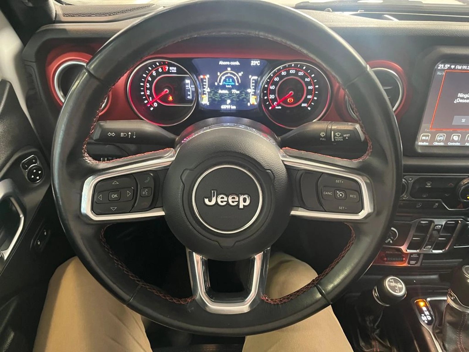 Jeep WRANGLER ALL NEW GLADIATOR SPORT 3.6 2021 - Imagen 11 de 15