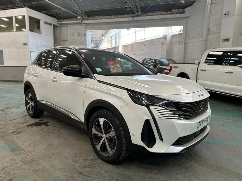 Peugeot 3008 ALLURE 165HP 1.6 AUT 2023 - Imagen 8 de 11