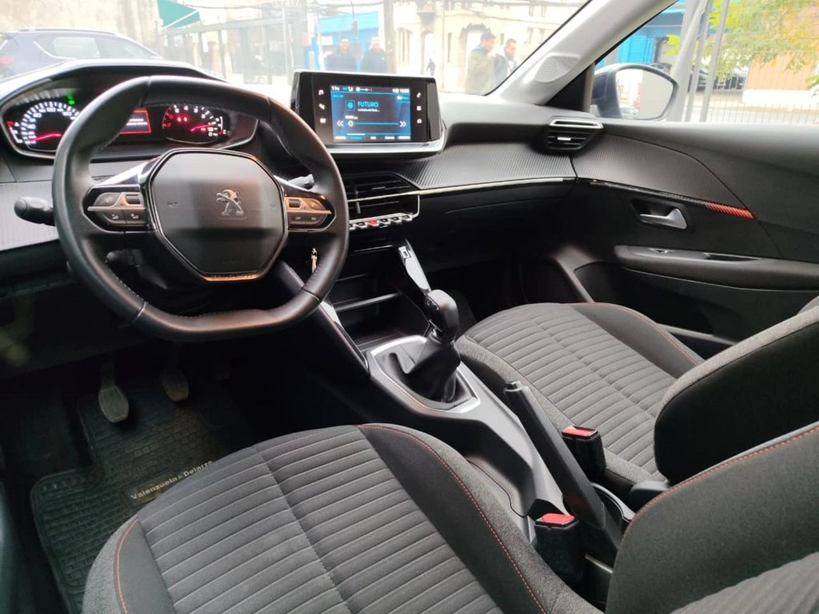 Peugeot 208 Active Pack Puretech 75 MT5 2022 - Imagen 9 de 15