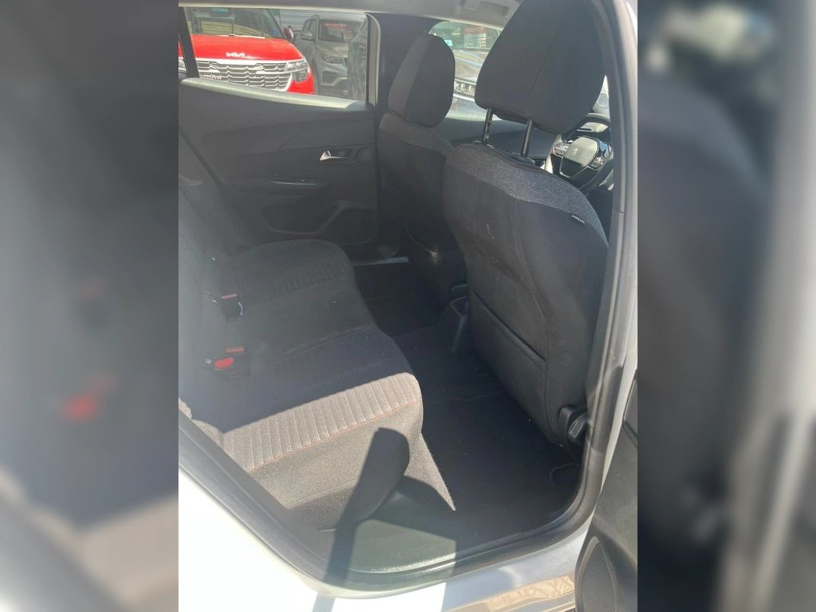 PEUGEOT 2008 Active Pack 2022 - Imagen 11 de 20