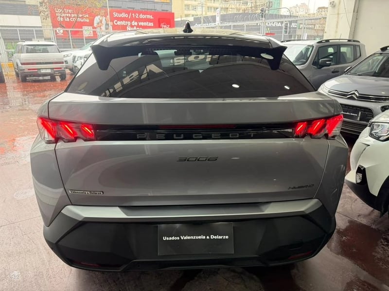 Peugeot 3008 GT 1.2 AUT 2025 - Imagen 4 de 11