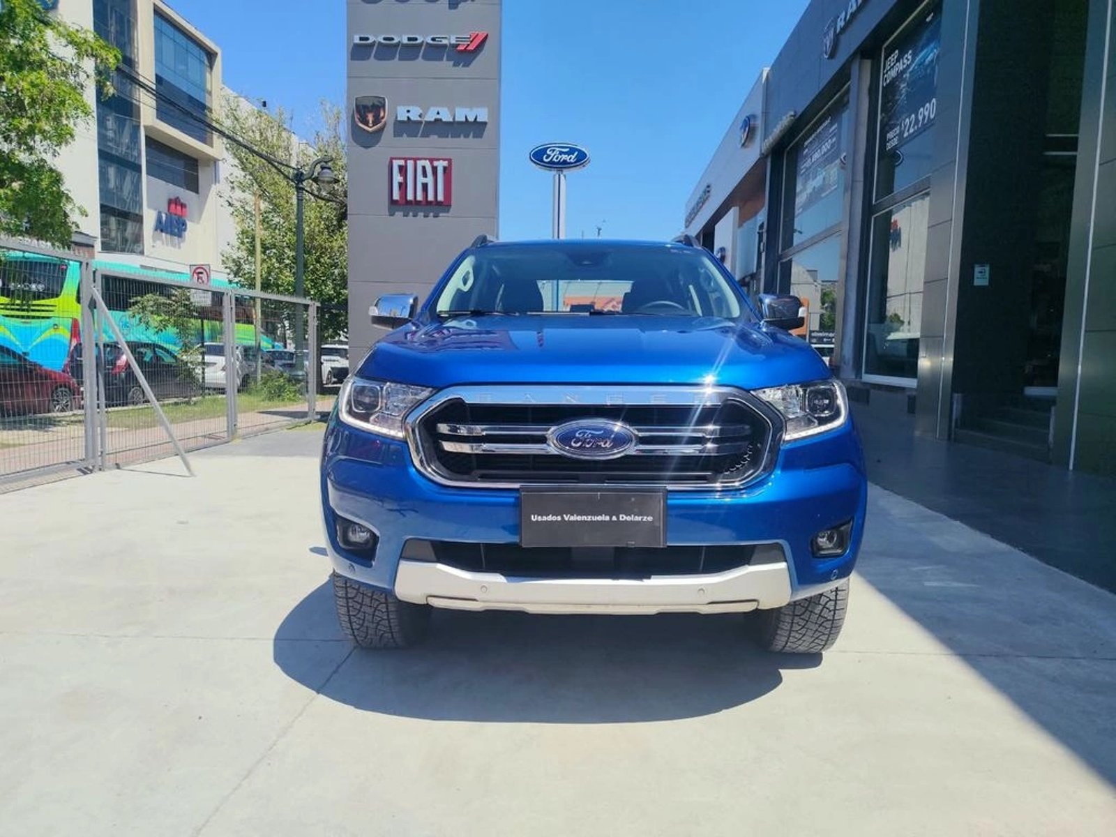Ford RANGER Limited 4x4 3.2L 2023 - Foto 2 de 16