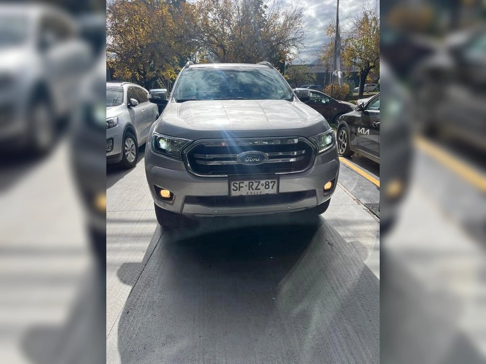 Ford RANGER LIMITED 4X4 3.2L AT 2023 - Foto 3 de 6