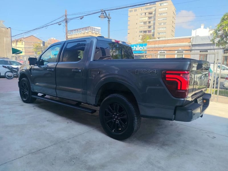 Ford F-150 Platinum 4WD AT 2026 - Imagen 8 de 16