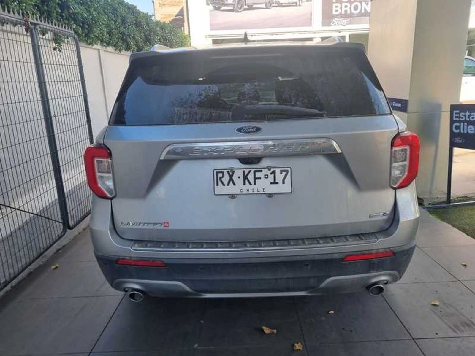 FORD EXPLORER Limited Ecoboost 2.3L 4x4 2022 - Foto 3 de 6