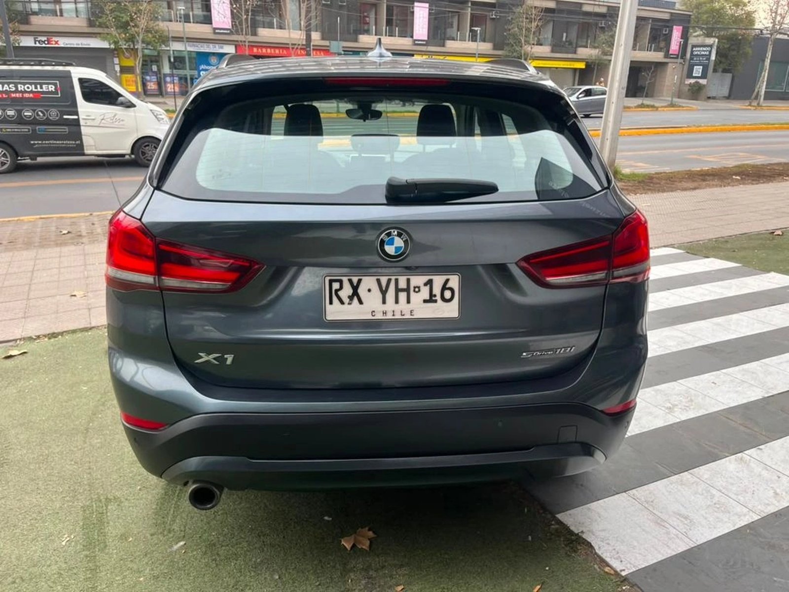 BMW X1 SDRIVE 20I URBAN  2.0 AUT 2022 - Foto 5 de 17