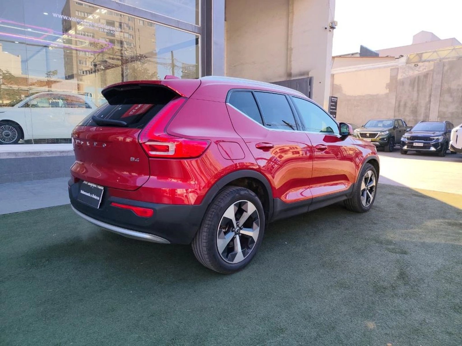 Volvo XC40 B4 ULTIMATE 2.0 AUT 2023 - Foto 4 de 19
