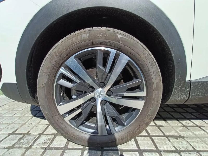 Peugeot 3008 Active Pack Puretech 130 2026 - Imagen 16 de 18