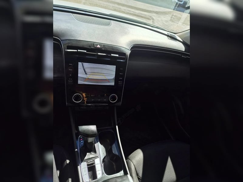 Hyundai TUCSON NX4 2.0 AUT 2023 - Imagen 12 de 12