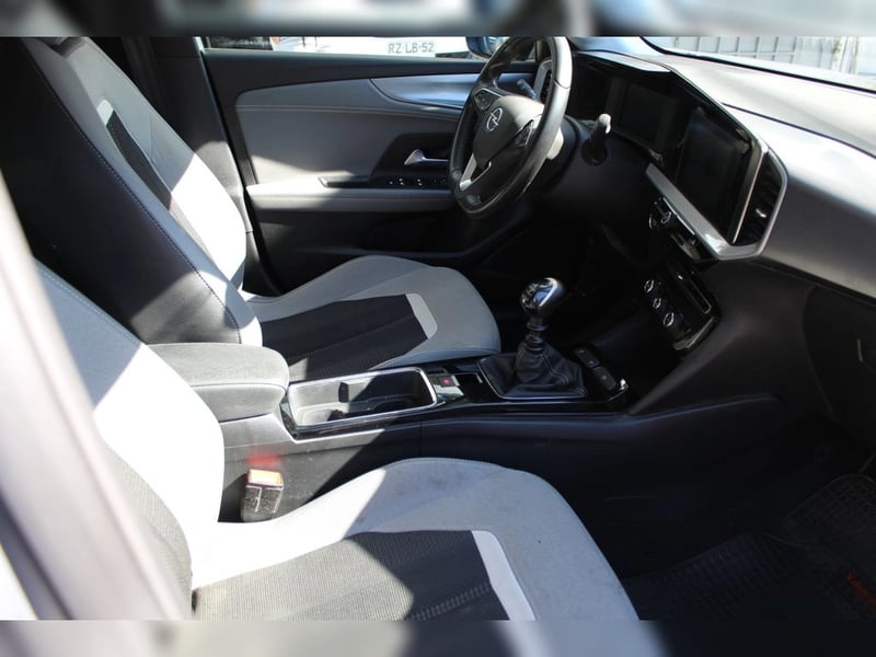 Opel MOKKA Elegance 2024 - Imagen 8 de 10