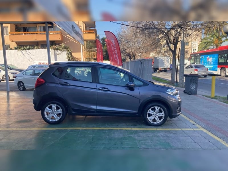 Honda WR-V LX 2020 - Imagen 3 de 9