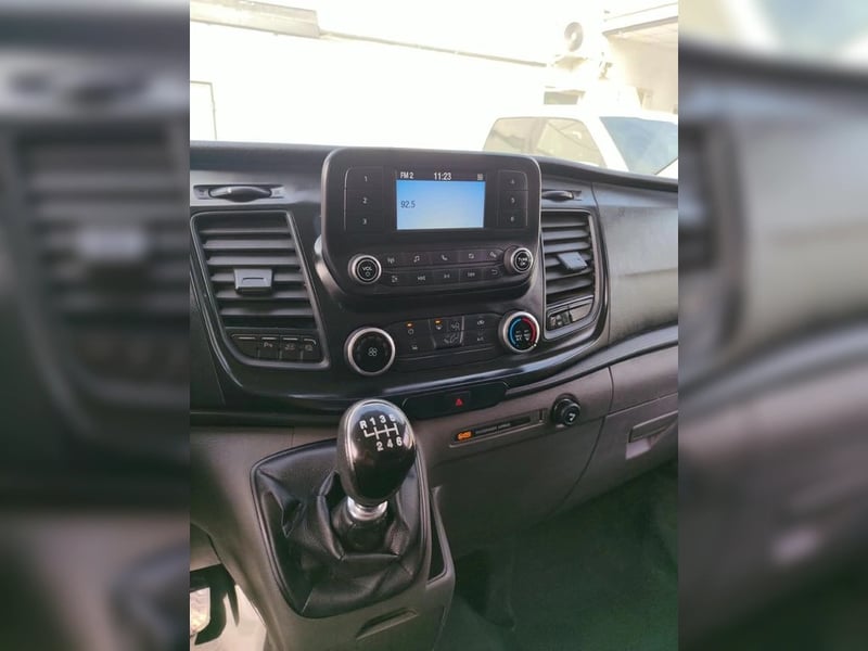 Ford TRANSIT CUSTOM 2.0 2024 - Imagen 11 de 15