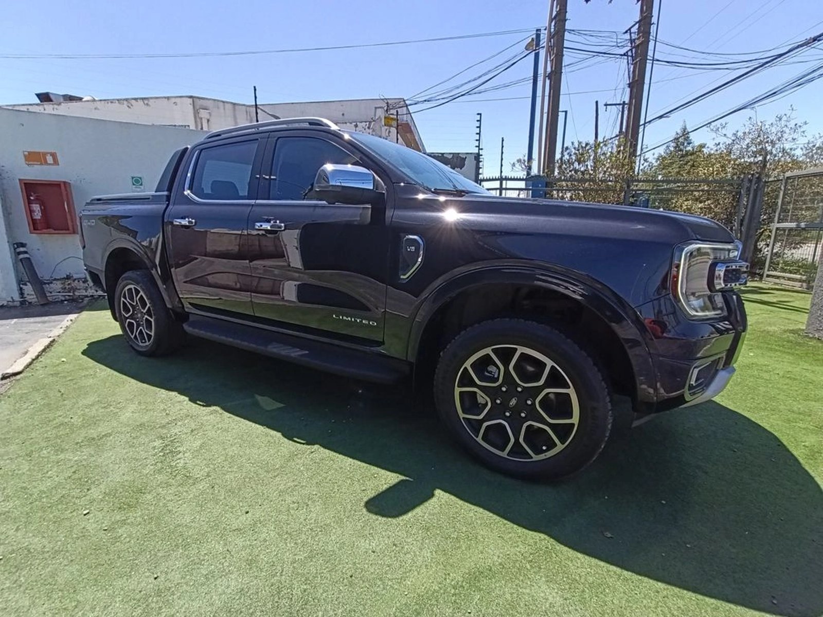Ford RANGER Limited 4x4 3.0L AT 2024 - Foto 3 de 17