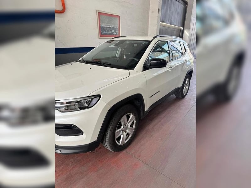 Jeep COMPASS SPORT 1.3 AT 4x2 2024 - Imagen 4 de 4