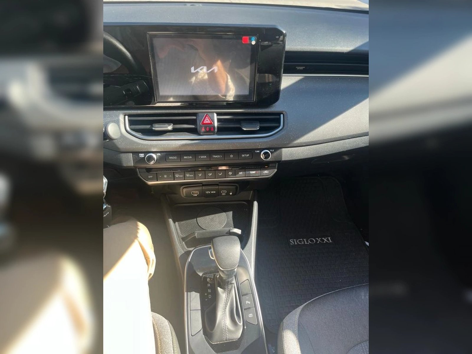 KIA K3 CROSS EX 1.6L 6AT  (2368) 2025 - Imagen 11 de 19