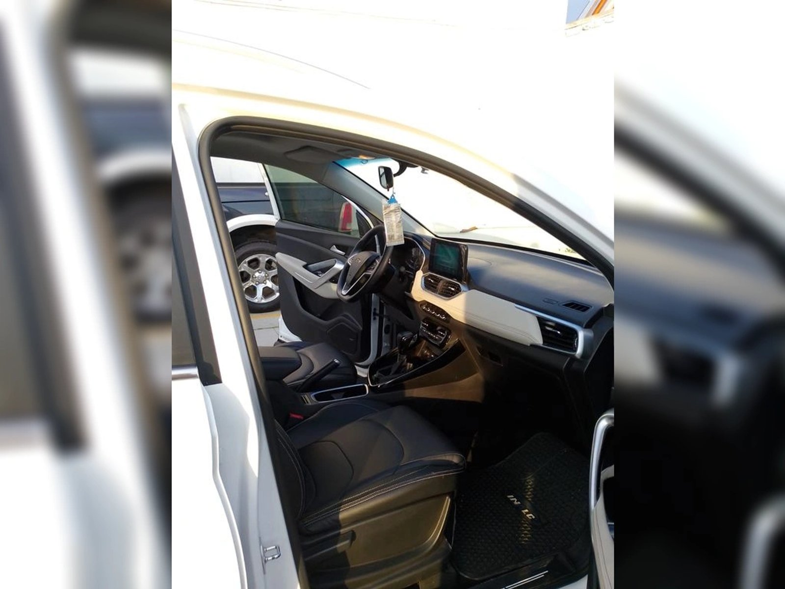 CHEVROLET CAPTIVA 1.5 LTZ CVT P 2024 - Imagen 15 de 20