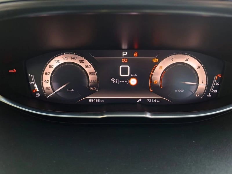 Peugeot 3008 ALLURE BLUEHDI 1.5 AT 2023 - Imagen 14 de 15